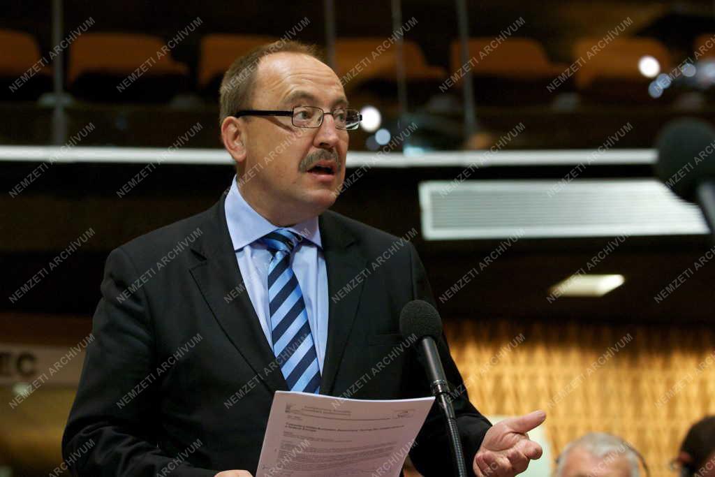 Németh Zsoltot alelnökké választották az Európa Tanács Parlamenti Közgyűlése néppárti képviselőcsoportjában