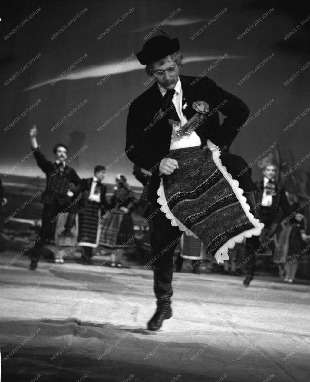 Kultúra - Magyar Állami Népi Együttes táncjátéka