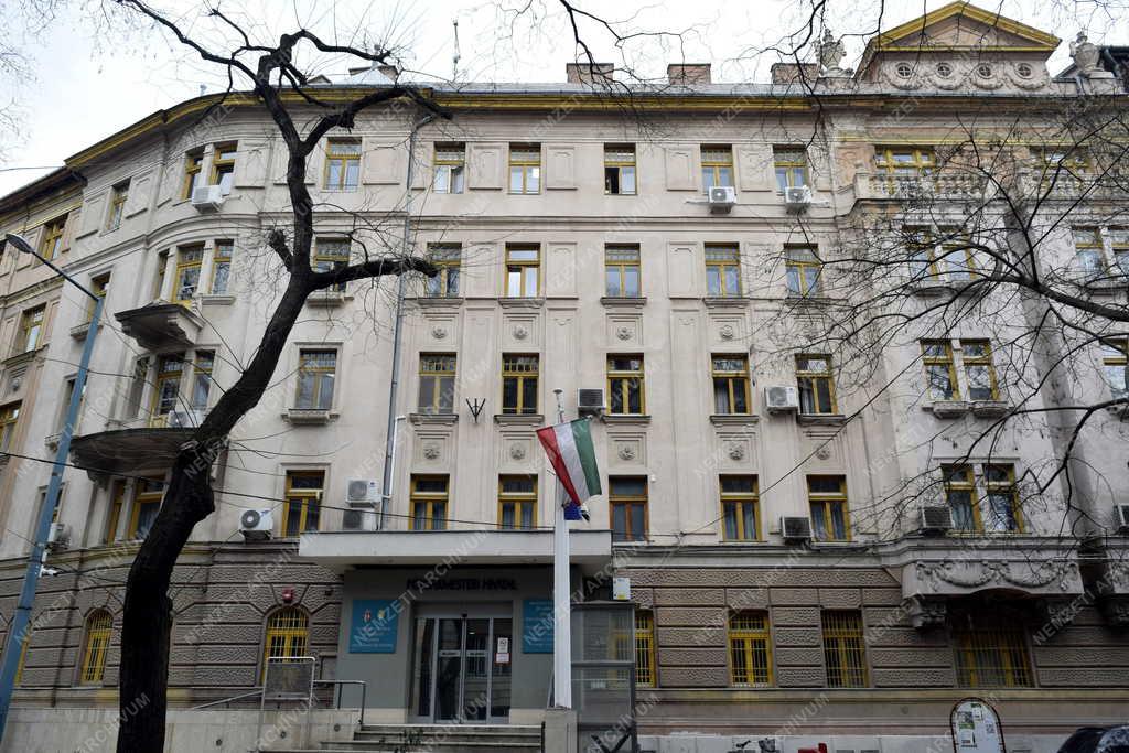 Városkép - Budapest - Zuglói Polgármesteri Hivatal