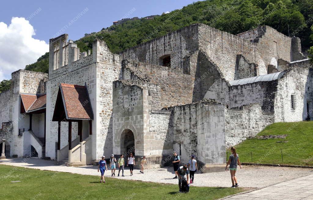 Városkép - Idegenforgalom - Visegrádi Királyi Palota