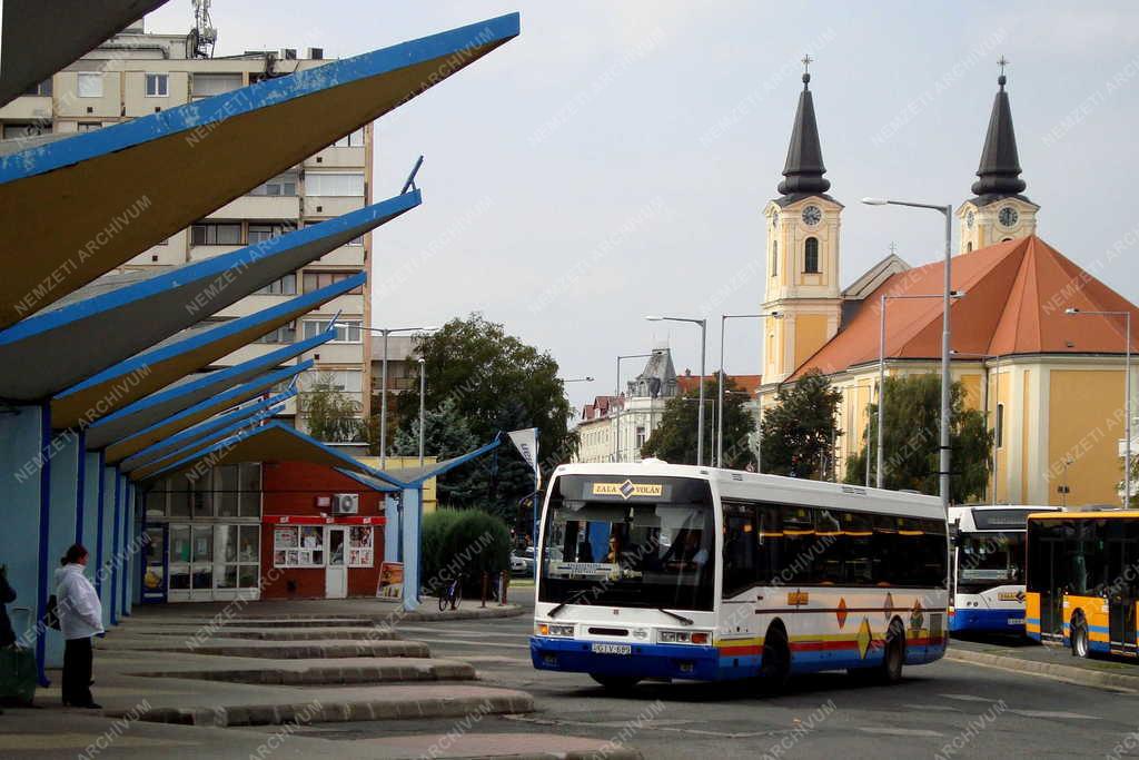 Közlekedés - Zalaegerszeg - A Zala Volán pályaudvara