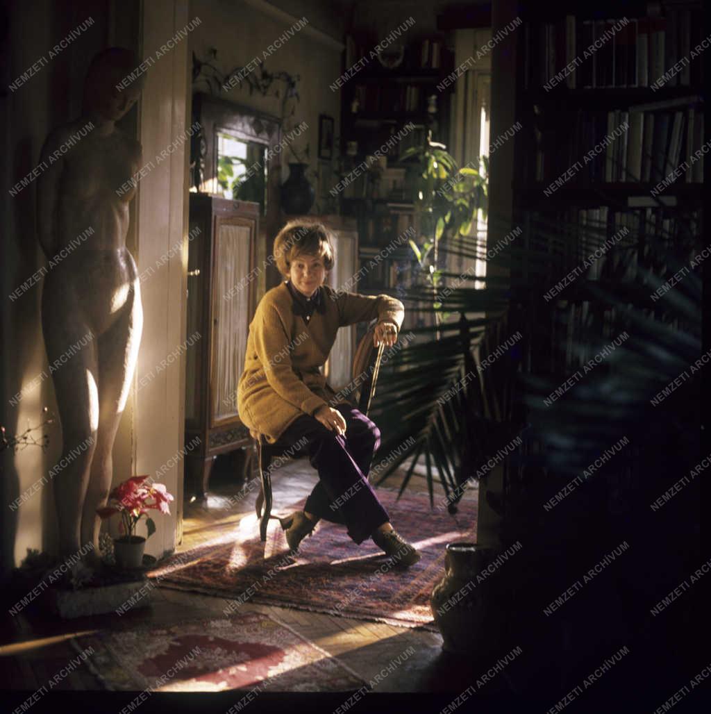 Kultúra - Csernus Mariann színésznő