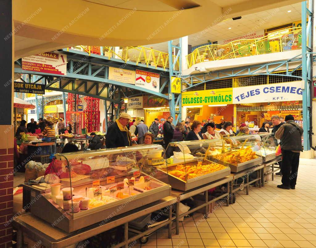 Kiskereskedelem - Lehel Csarnok