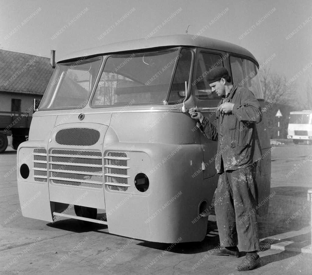 Járműipar - Ikarus