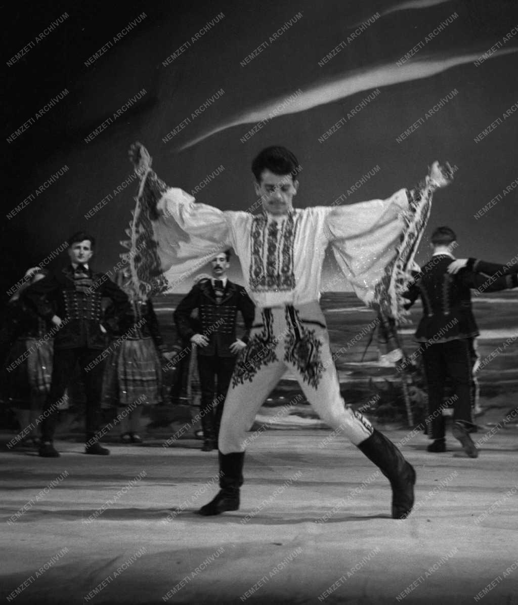 Kultúra - Magyar Állami Népi Együttes