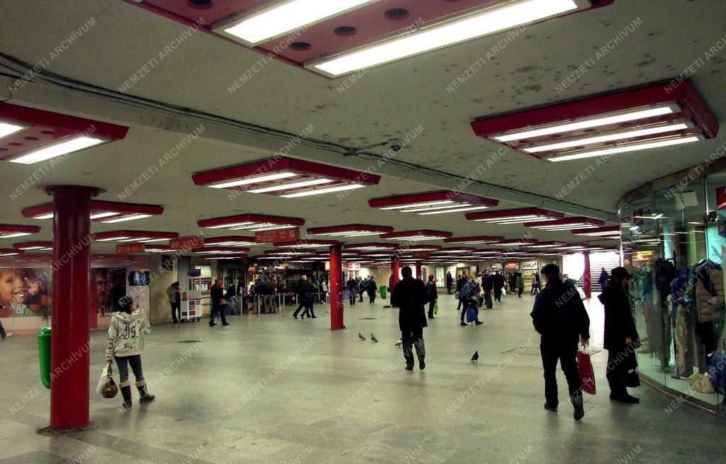 Budapest - A Nyugati téri aluljáró 