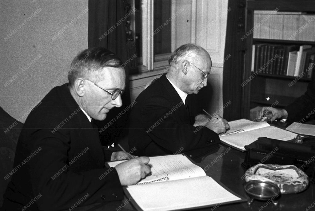 Vallás - Szerződés az állam és az egyház között