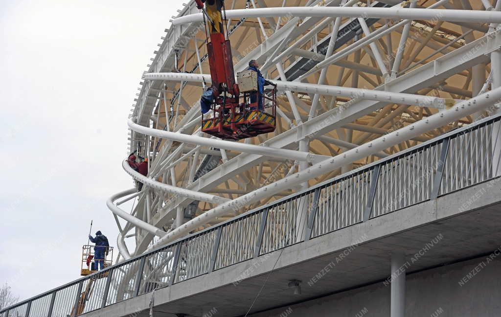 Sportlétesítmény - Debrecen - Épül az új stadion