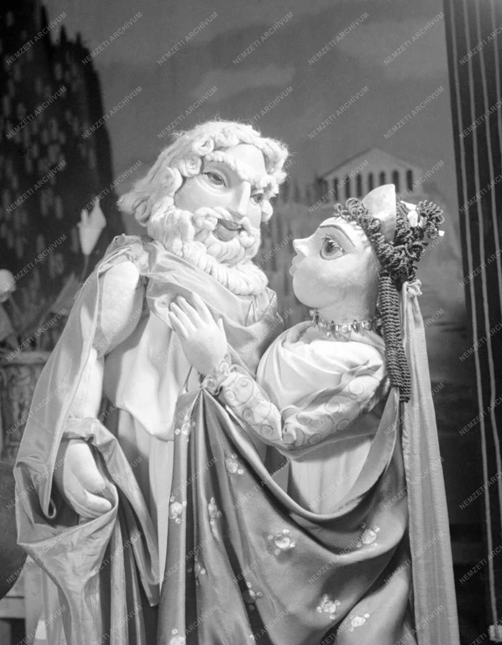 Szerelmes Istenek (Állami Bábszínház)