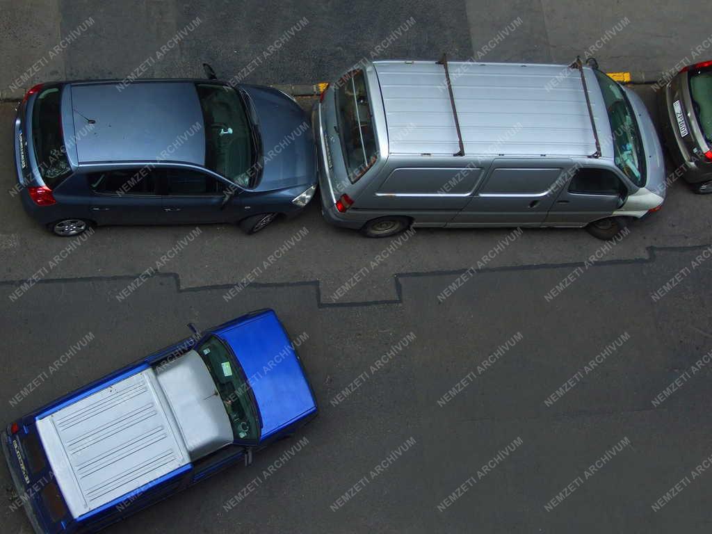 Közlekedés - Budapest - Parkolási nehézségek 