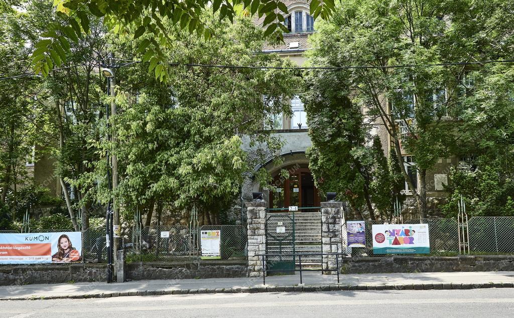 Oktatás - Budapest - Közép-budai Waldorf Általános Iskola