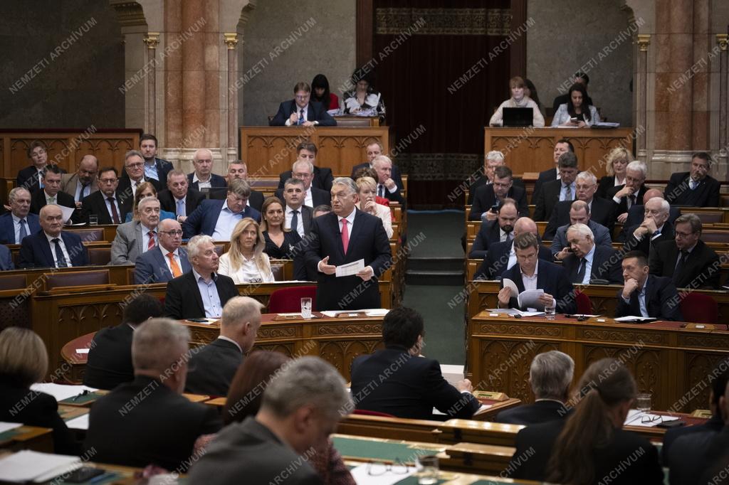 Az Országgyűlés plenáris ülése