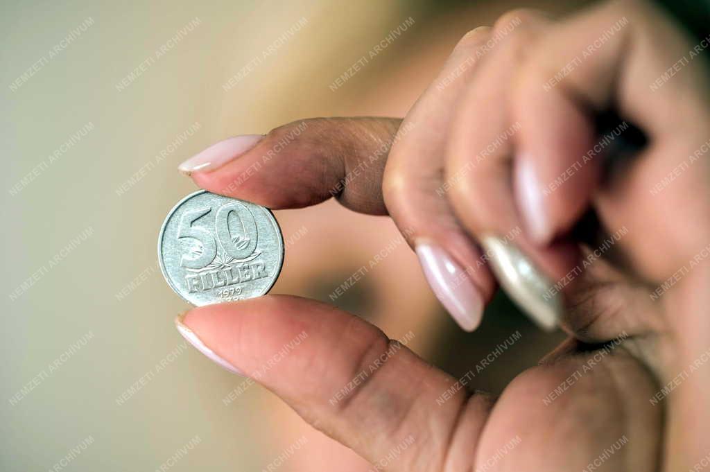 Fizetési eszköz - Numizmatika - Régi magyar pénzérme