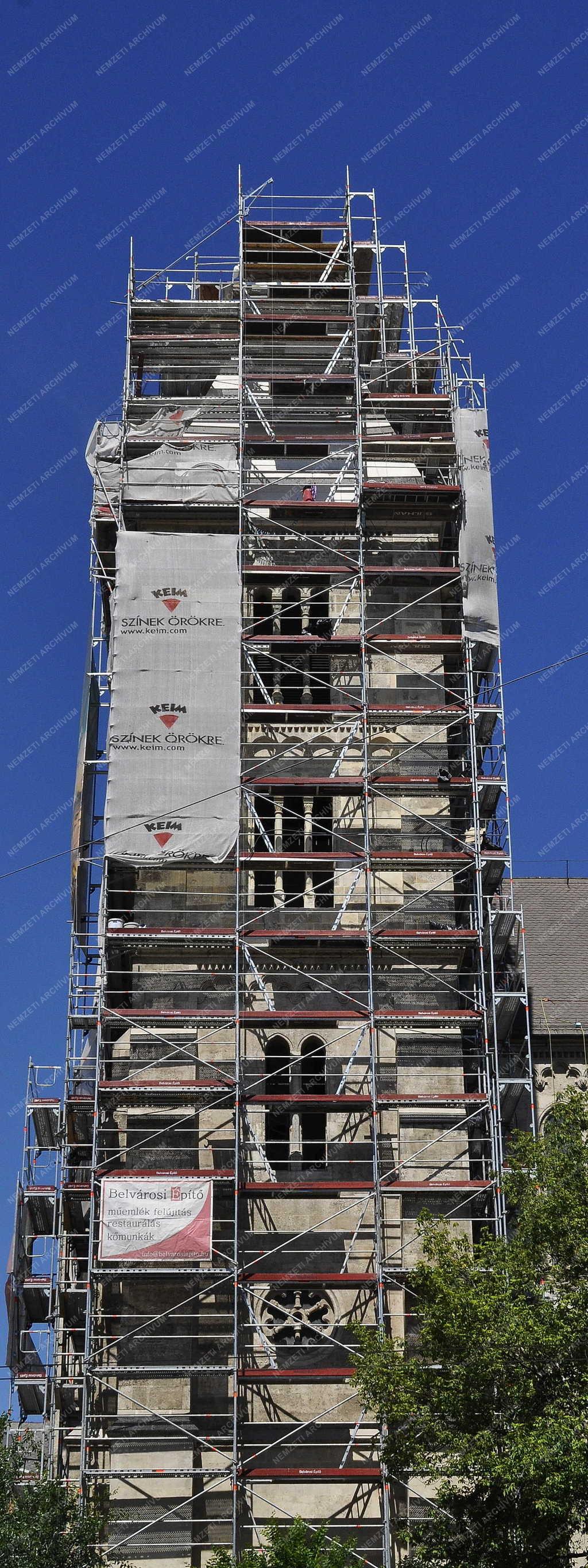 Egyház - Megújul a budapesti Lehel téri templom homlokzata