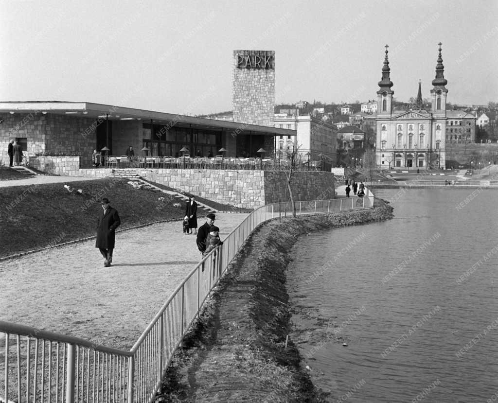 Vendéglátás - Park étterem és eszpresszó