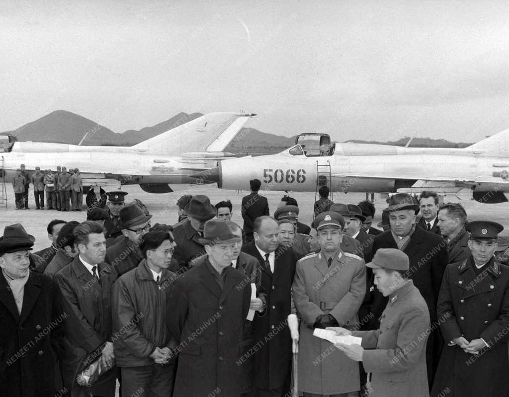Külpolitika - Magyar párt- és kormánydelgáció Vietnamban
