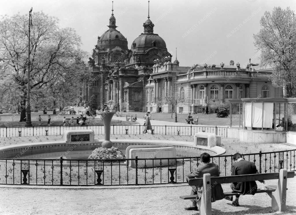 Budapesti gyógyfürdők - Széchenyi Fürdő