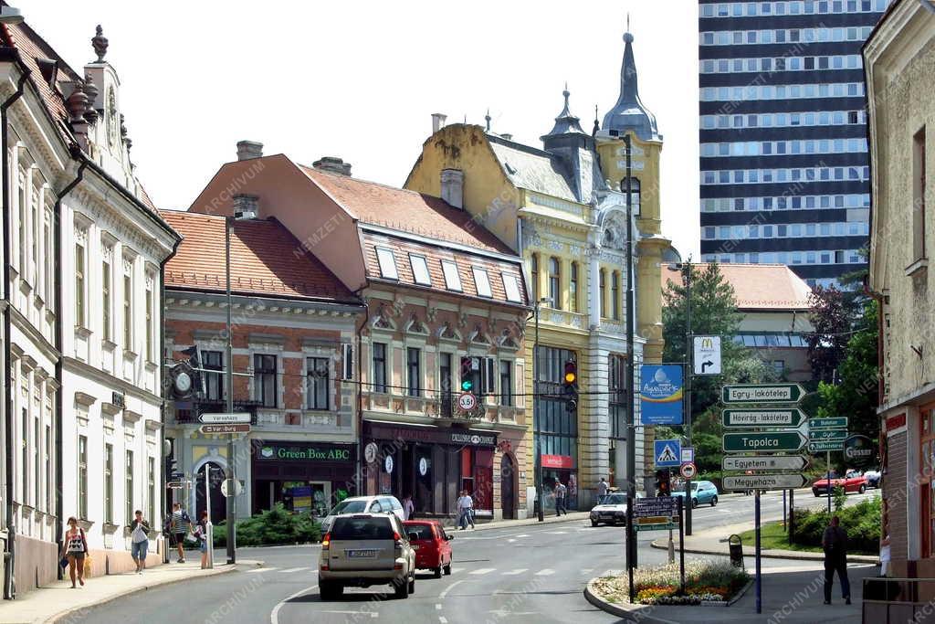 Városkép - Veszprém - A Szabadság tér környéke