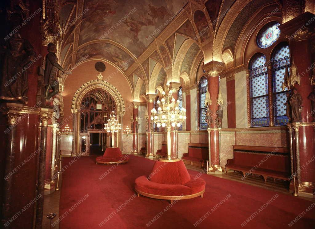 Kultúra - Építészet - Országház