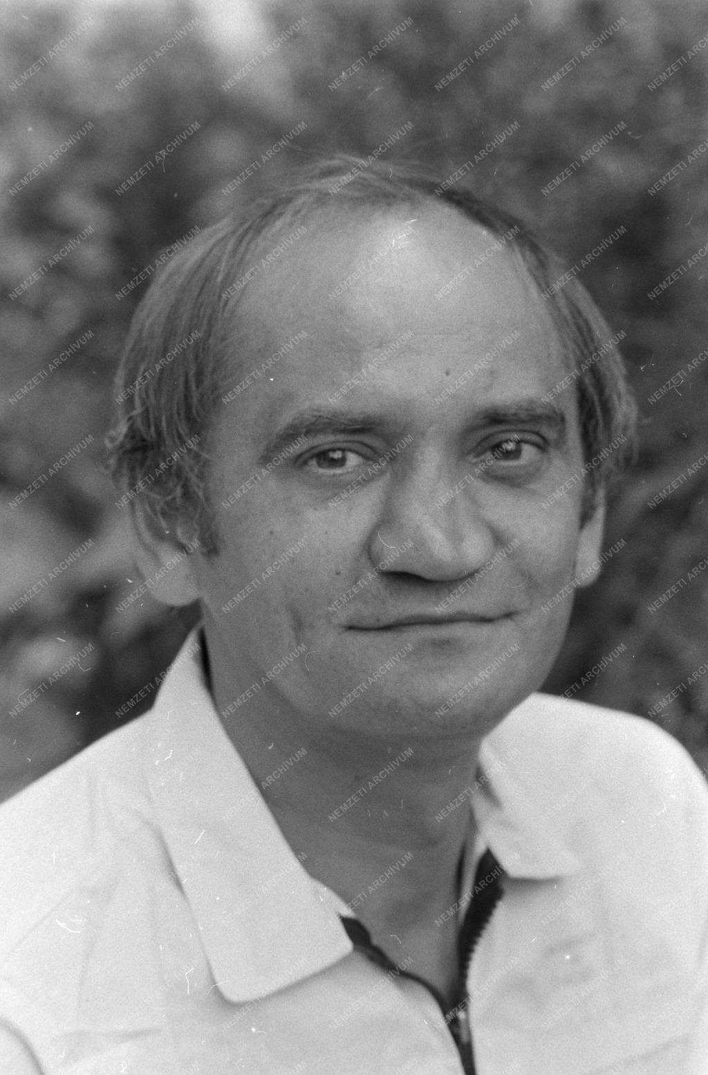 Kultúra - Hunyadkürti István színművész