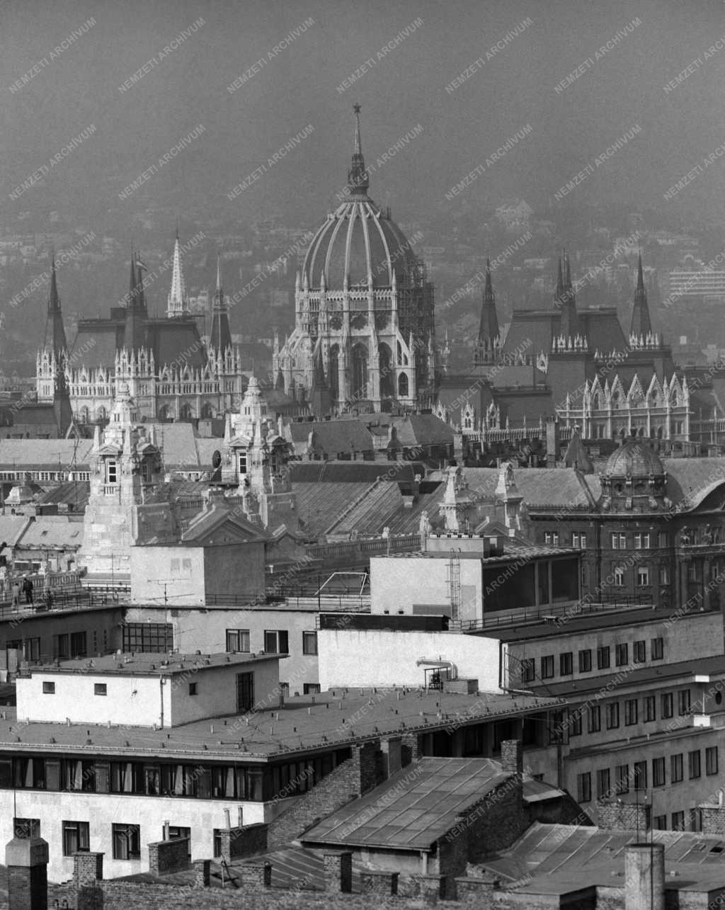 Kétszáz éves a Lipótváros - Háztetők