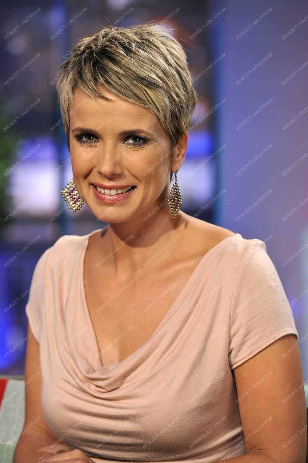 Televízió - DTK - D. Tóth Kriszta Show