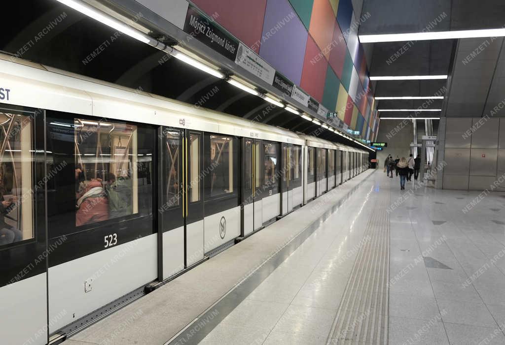 Közlekedés - Budapest - M4-es metró 