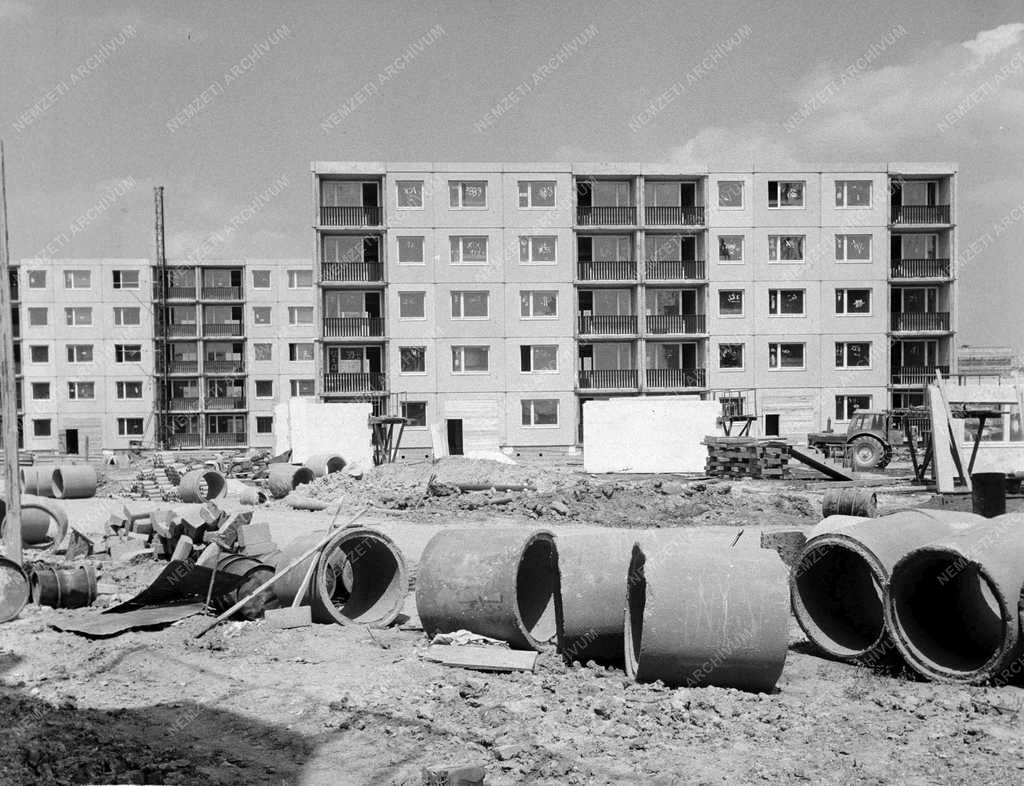 Gazdaság – Épülő lakások Szegeden