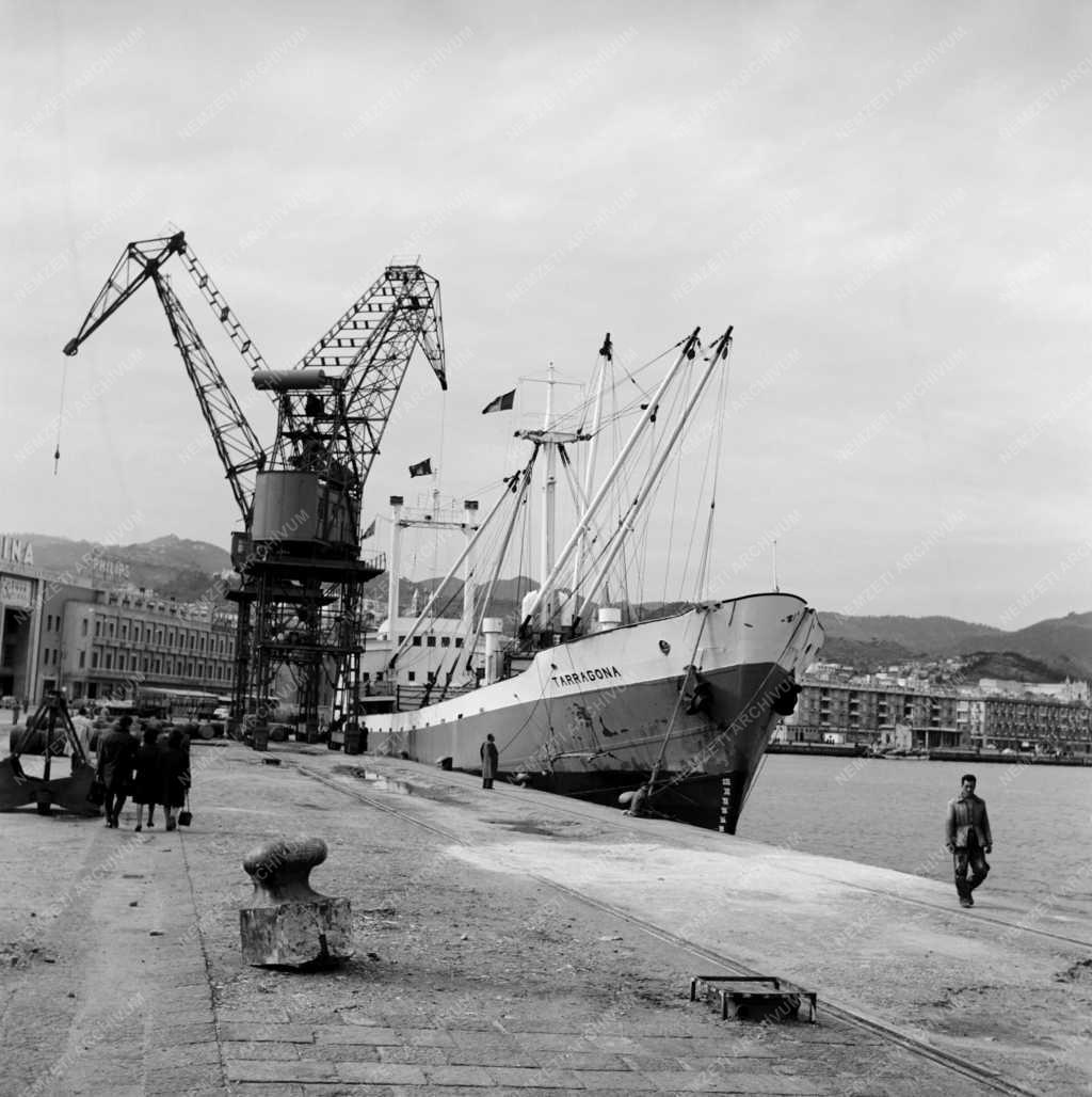 Olaszország - Szicília - Messina kikötője
