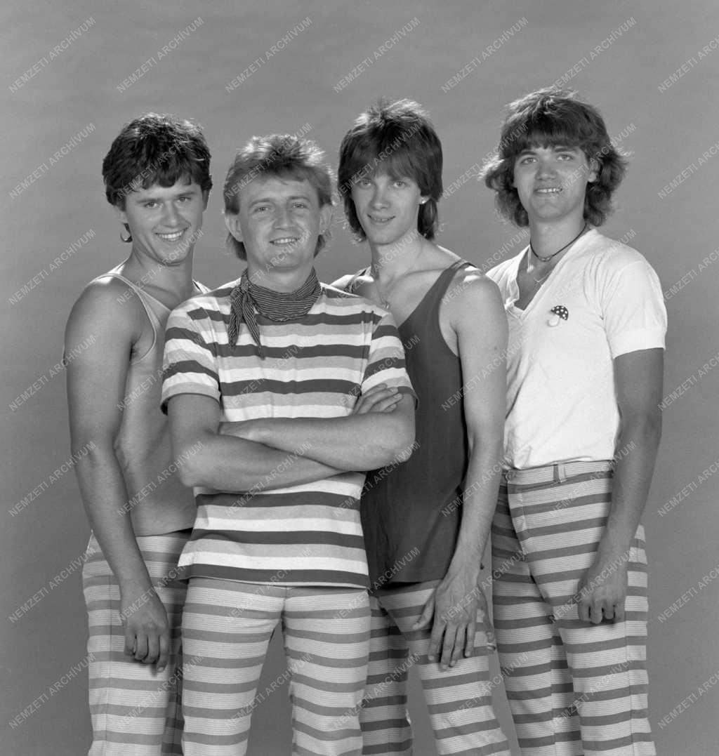 Könnyűzene - Táncdalfesztivál - Óceán együttes