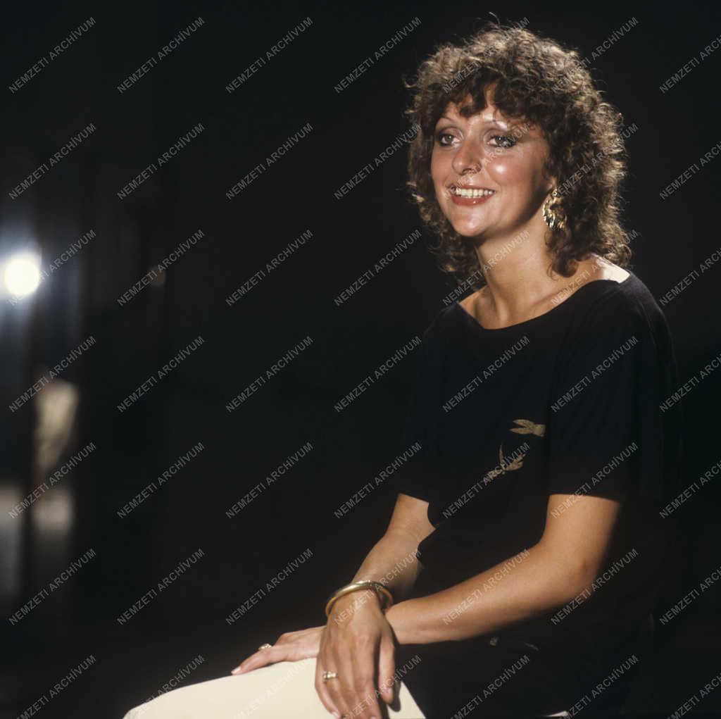 Kultúra - Molnár Zsuzsa színésznő