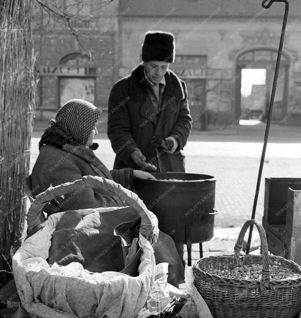 Életkép - Kereskedelem - Sültgesztenye-árus