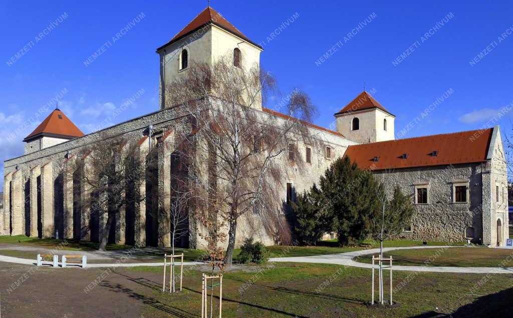 Városkép - Várpalota - Thúry-vár és környezete