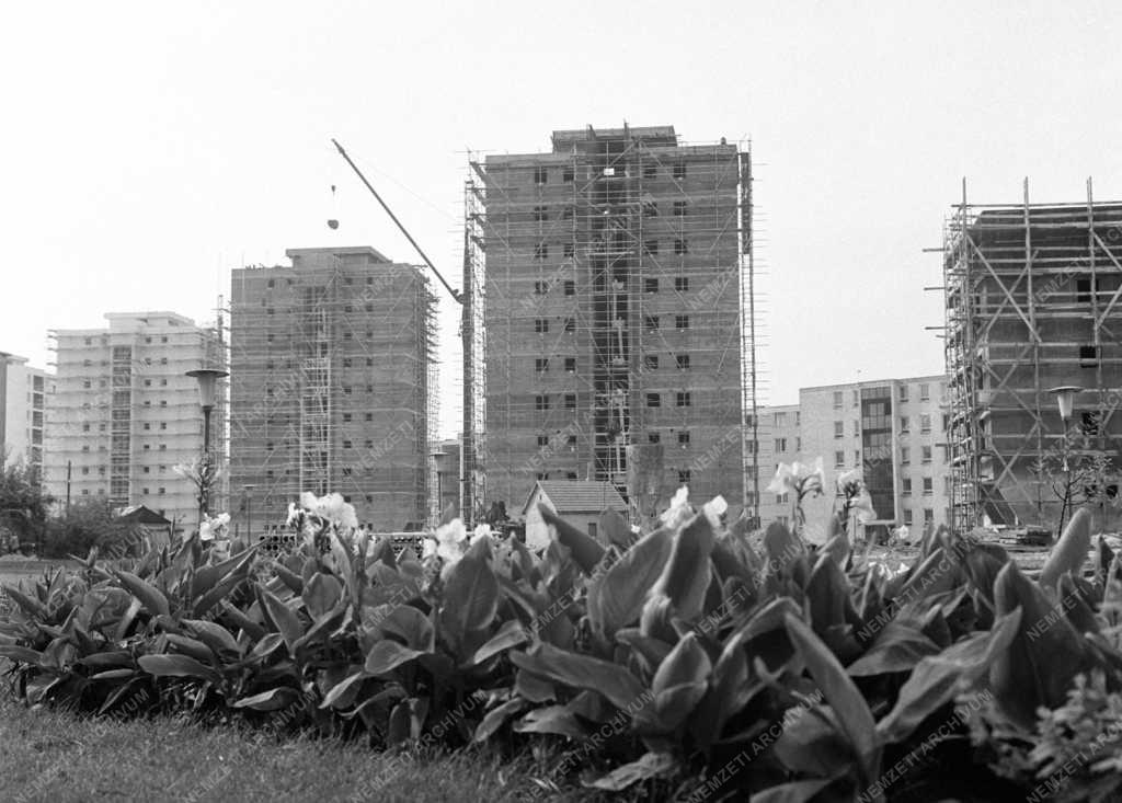 Településfejlesztés - Budapest - József Attila lakótelep