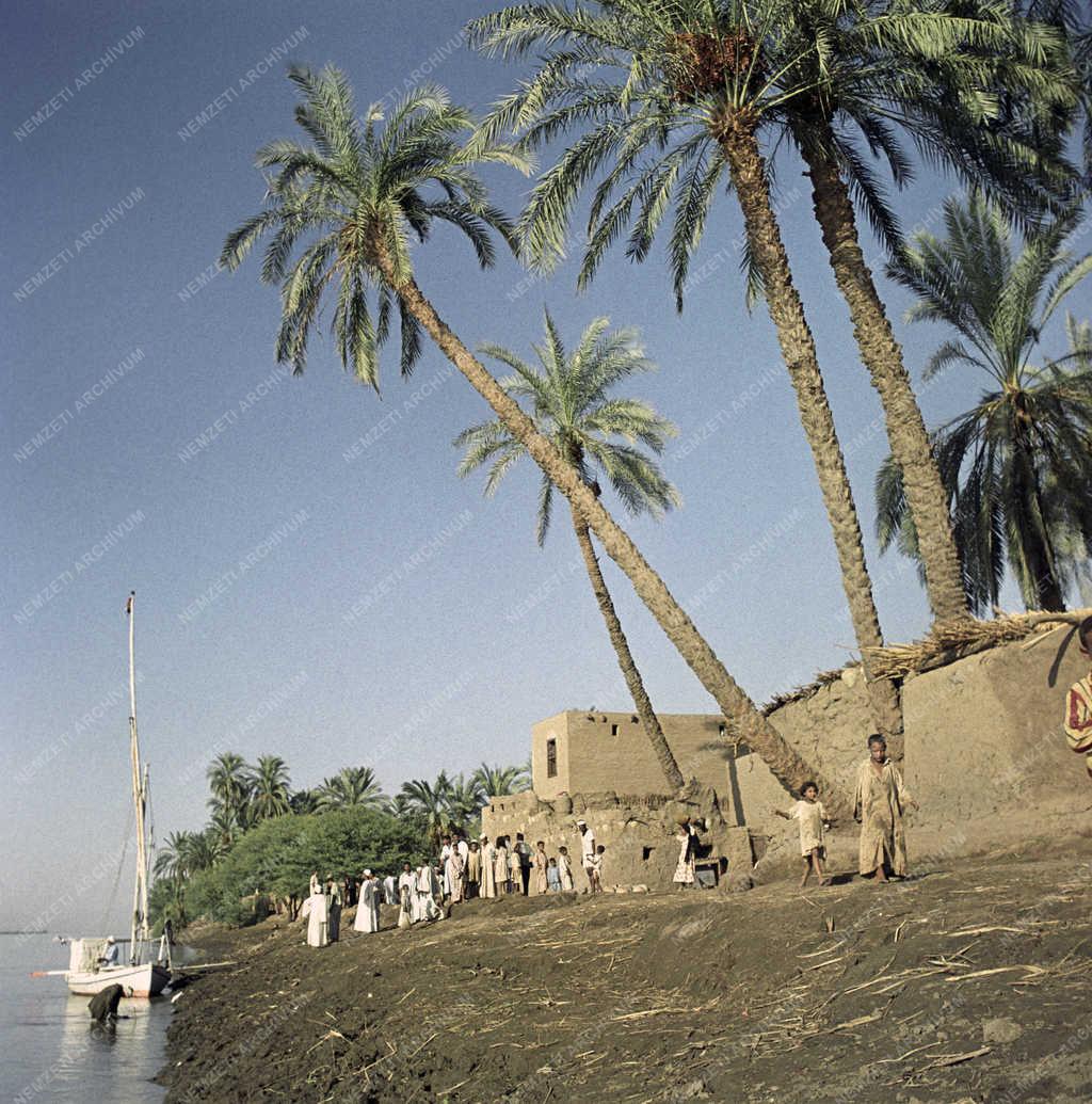 EAK - Egyiptomi útiképek