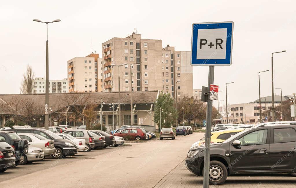 Közlekedés - Budapest - Parkolás Csepelen 
