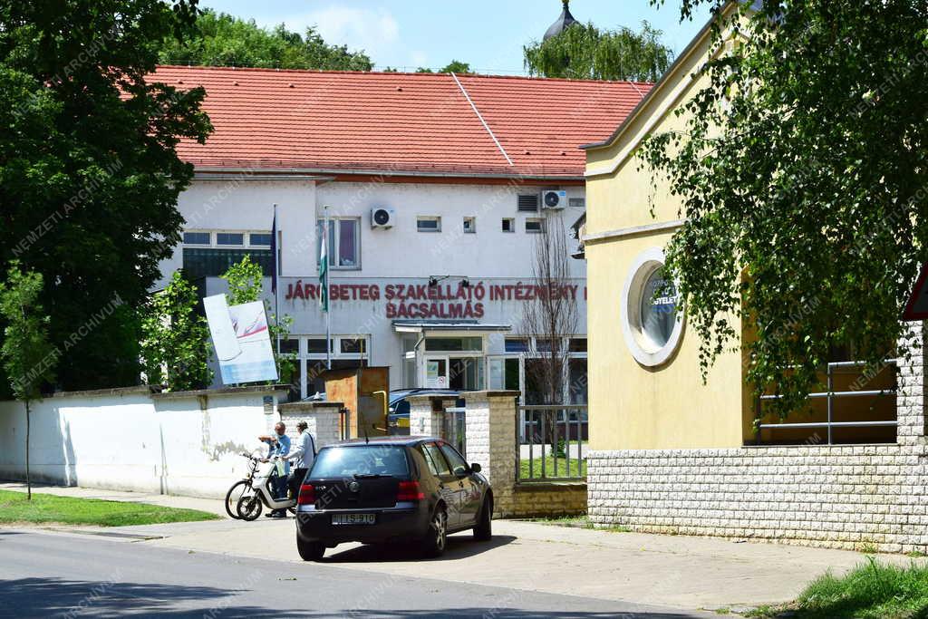 Városkép - Egészségügy - Bácsalmási Járóbeteg Szakellátó Intézmény 