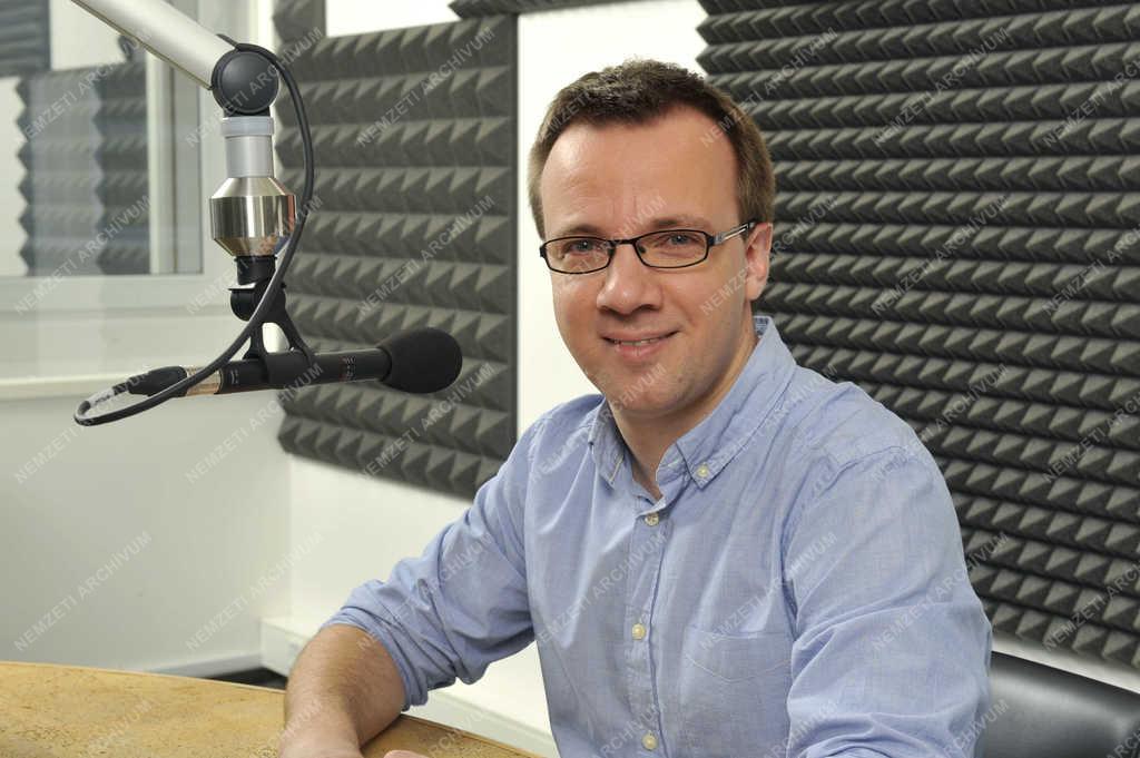 Sajtó - Bartók Rádió - Bolla Milán szerkesztő-műsorvezető