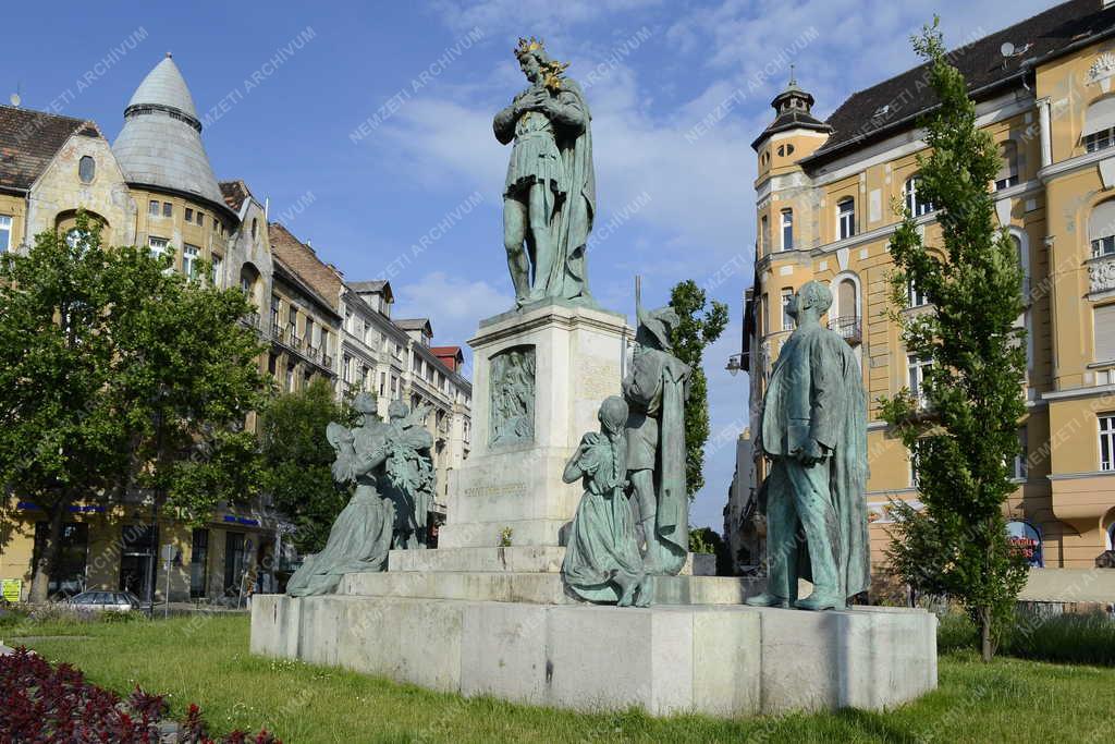 Műalkotás - Budapest - A Szent Imre-szobor