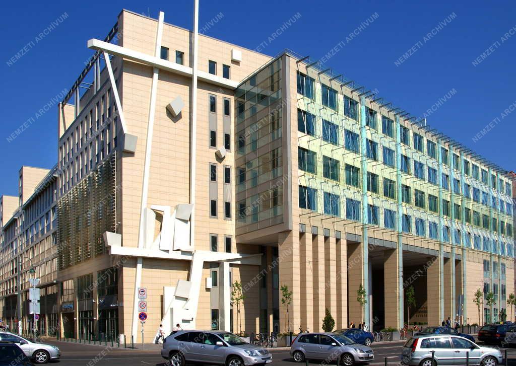 Budapest -  Egyetemi épület