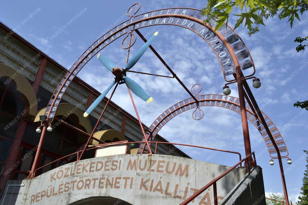 Épület - Budapest - Petőfi Csarnok 