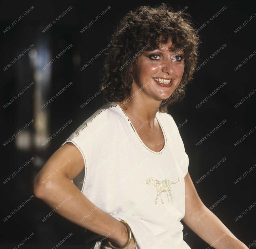 Kultúra - Molnár Zsuzsa színésznő