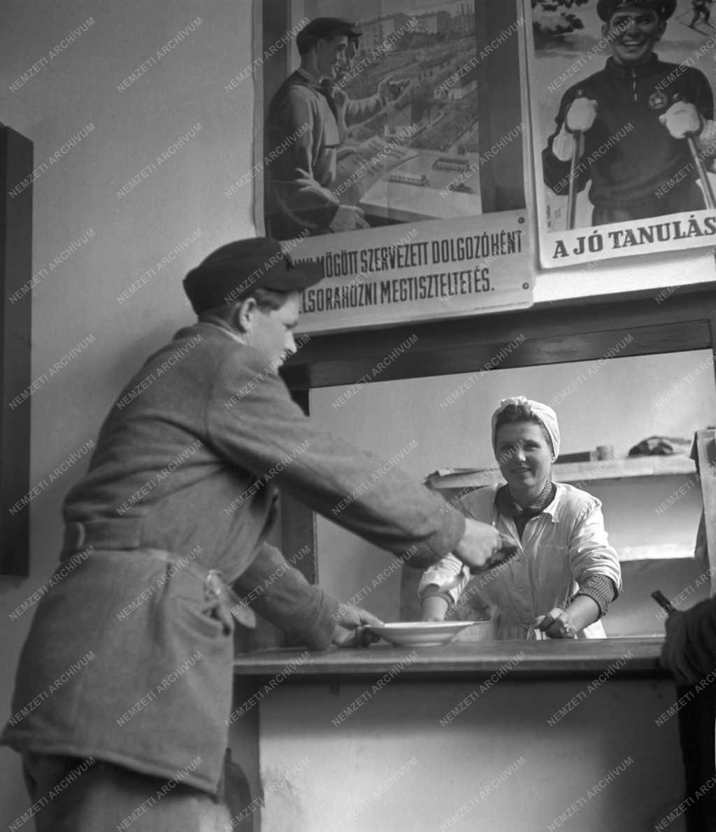 Építőipar - Téli építkezési munkák a Műegyetemen - Étkeztetés
