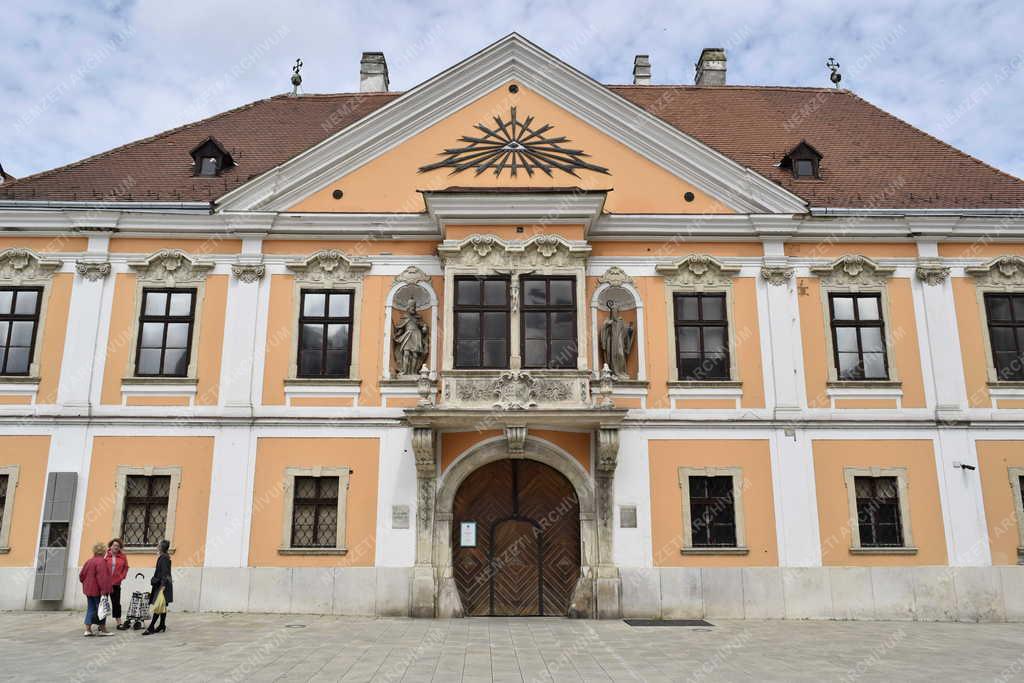 Városkép - Győr - Apátúr-ház