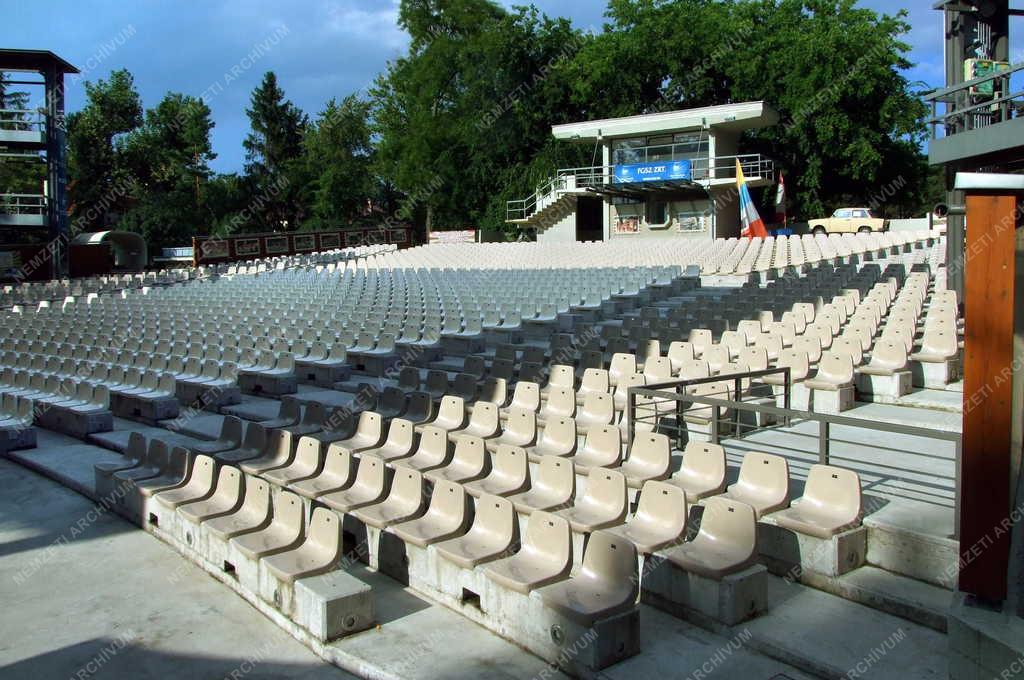 Kultúra - Siófok - A Kálmán Imre Szabadtéri Színpad nézőtere