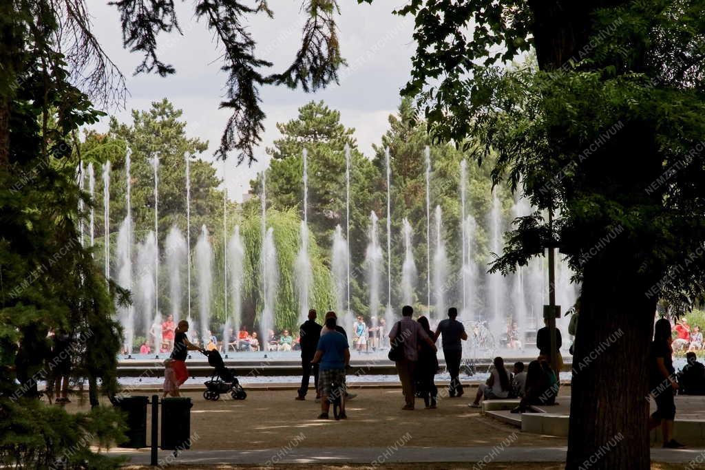 Turista-látványosság - A margitszigeti felújított szökőkút