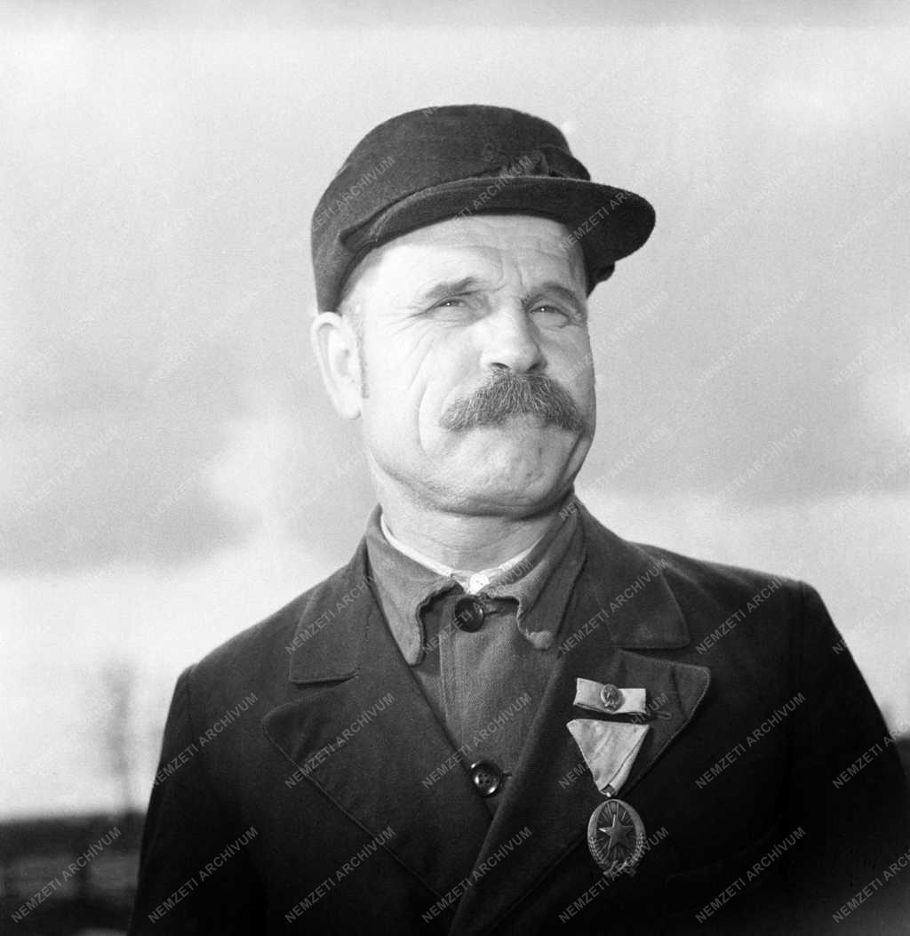 Állattenyésztés - Személy - Szabó István állatgondozó