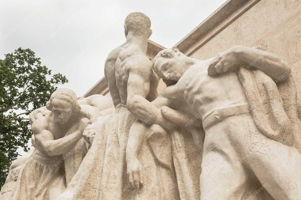 Műalkotás - Budapest - A szabadságharc kisemberei