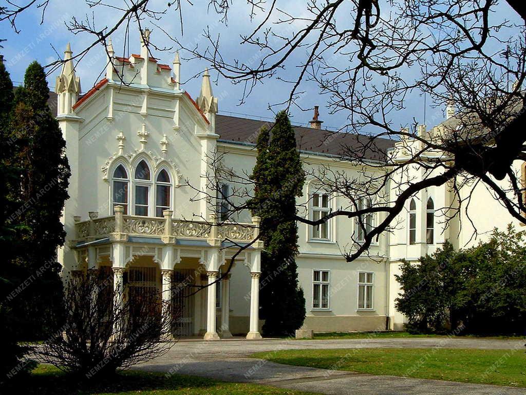 Vidéki kastélyok - A martonvásári Brunszvik-kastély