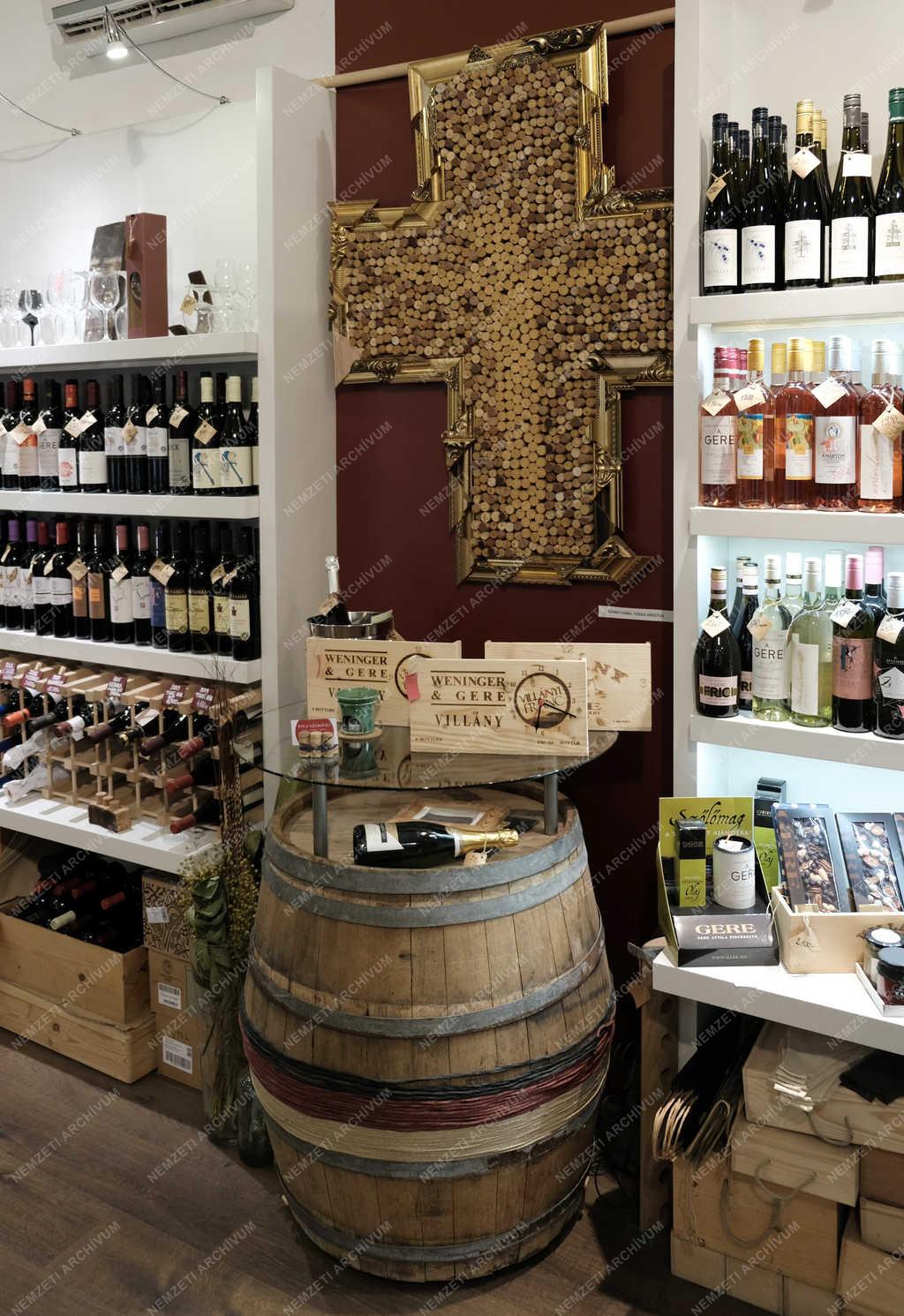Kereskedelem - Budapest - Bor és Kézműves Üzlet